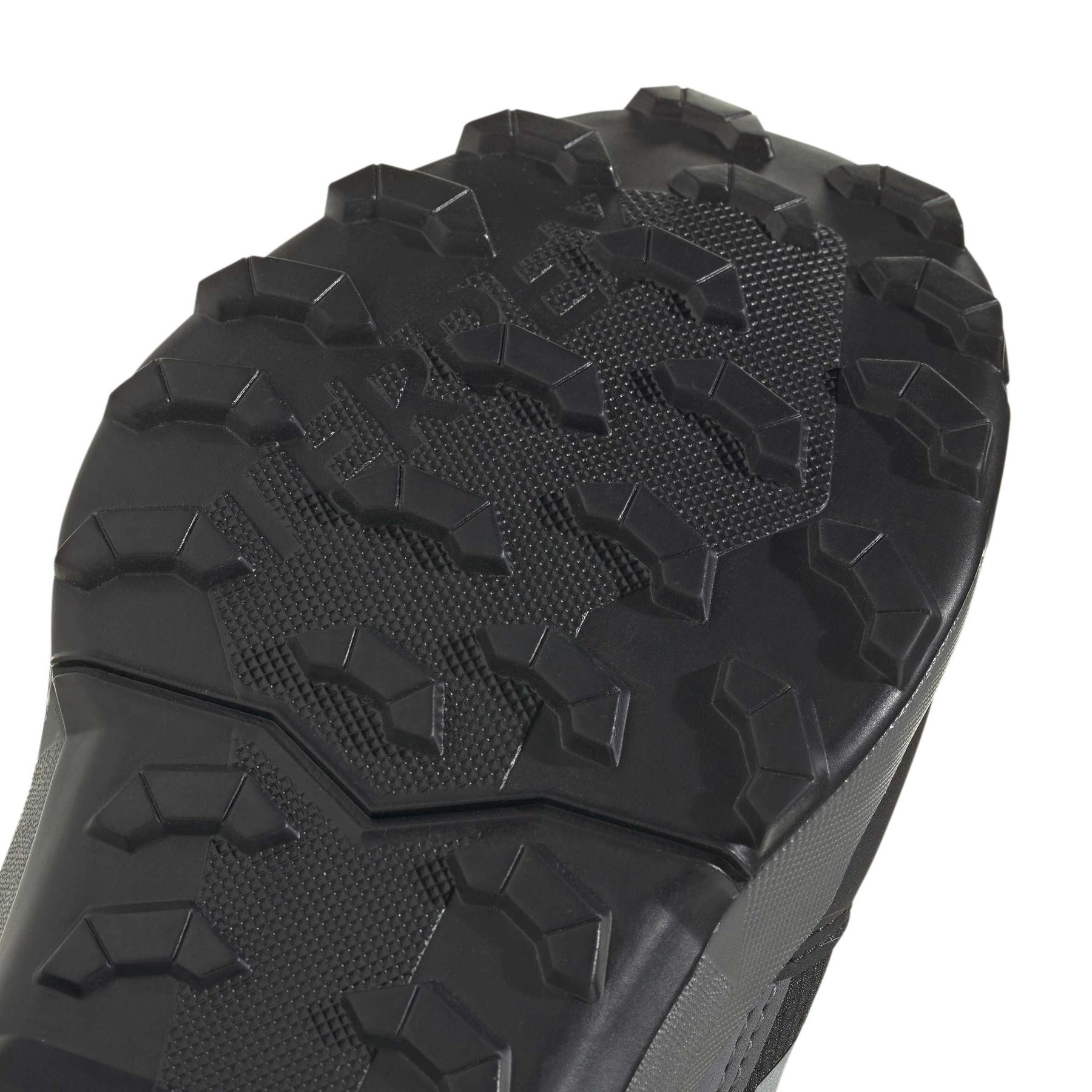 product/a/d/adidas_jh5490_8_footwear_photography_detail_view_1_white-nw091625.jpg